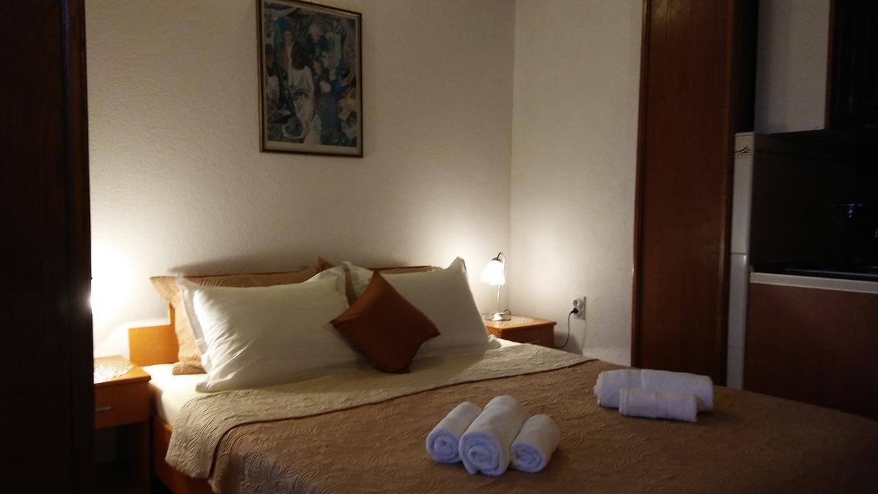 Petrovac Guest House Villa Castio מראה חיצוני תמונה